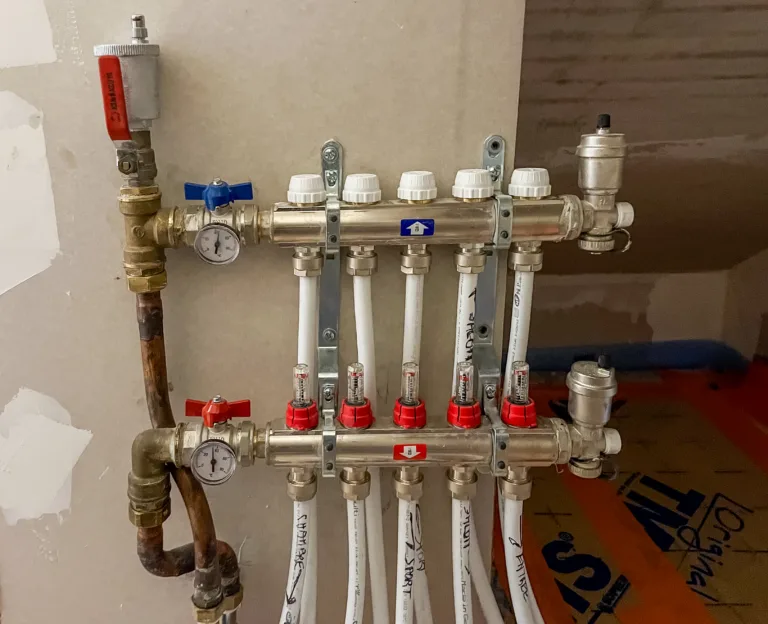 Installateur chaudière à granulés RGE à Brindas (69) avec silo et ballon tampon